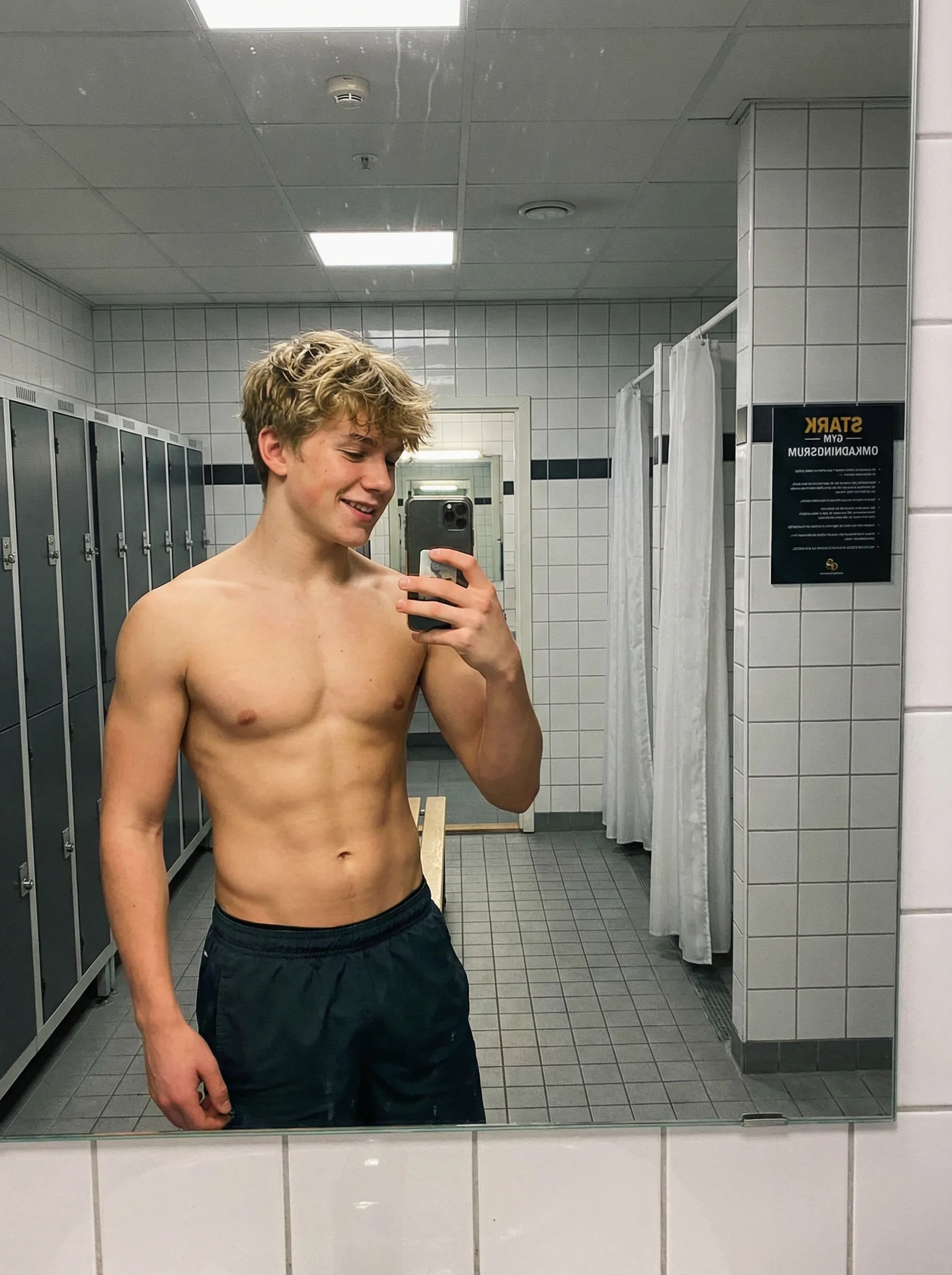 Body fat example photo with AI-estimated body fat percentage